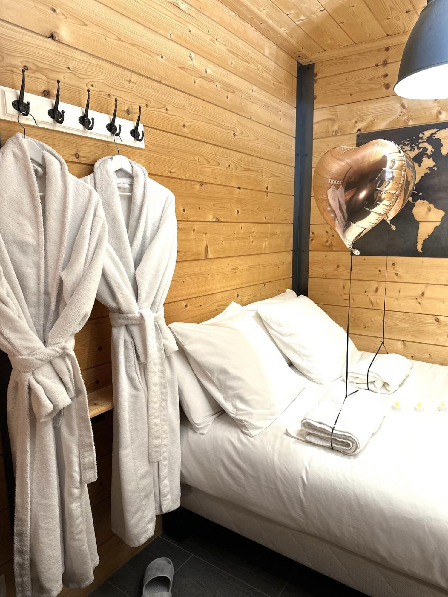 La Cabane Spa Saint-Laurent-d'Andenay Luaran gambar