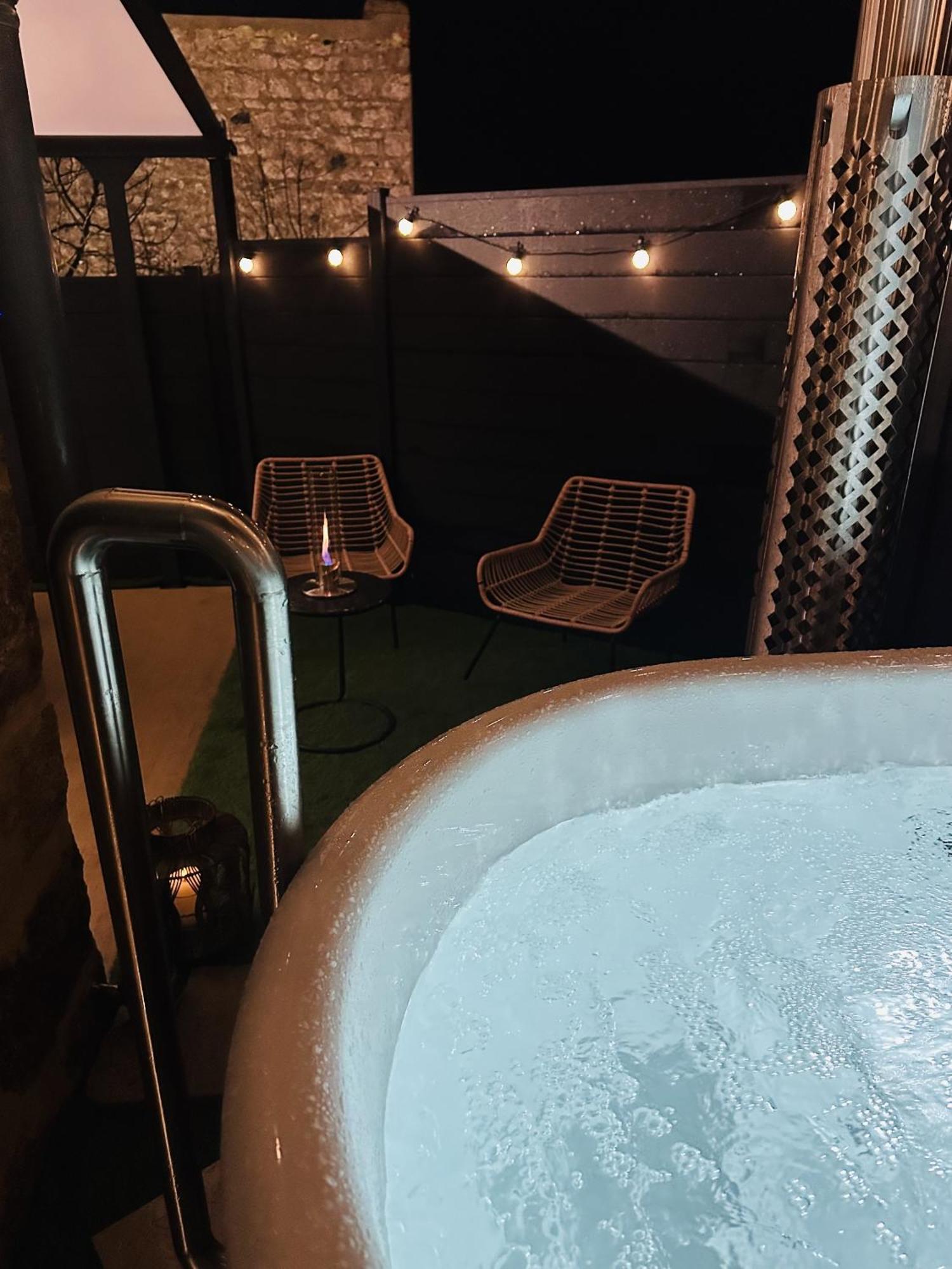 La Cabane Spa Saint-Laurent-d'Andenay Luaran gambar
